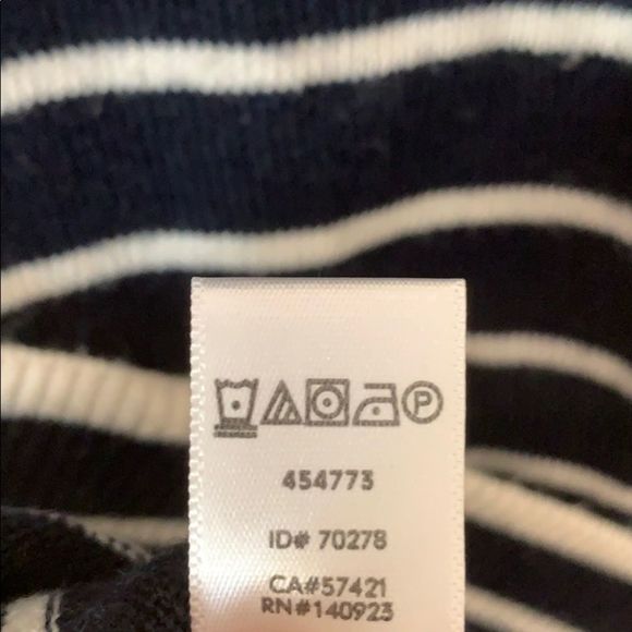 LOFT Sweater - Picture 6 of 6